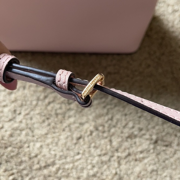 Michael Kors cross body - Picture 7 of 7